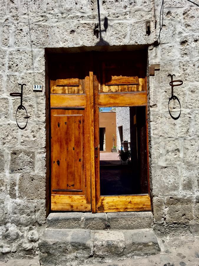 Lion Aqp Hostel Yanahuara Εξωτερικό φωτογραφία